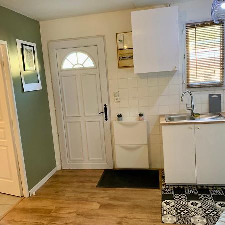 Superbe Appartement Avec Parking Gratuit Sur Place Saint-Denis  Exterior photo
